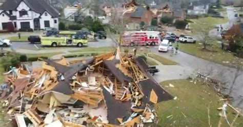Deadly Tornadoes Batter Southern States Cbs News