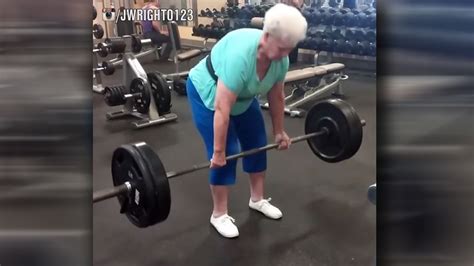 grandma 78 deadlifts 225 pounds with ease