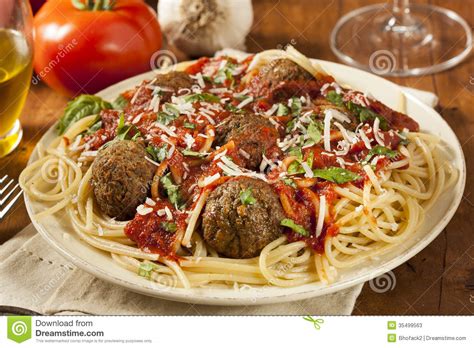 In this post, i'm going to be sharing my very own. Homemade Spaghetti And Meatballs Pasta Stock Photos ...