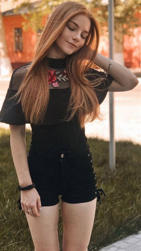Paul Adlı Kullanıcının Julia Adamenko Panosundaki Pin Kızıl Saçlı Kız Kız çocuğu Modası Kızlar