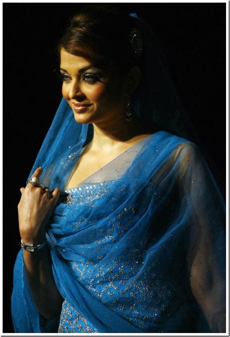 Follow me with the same username on keek, twitpic, pinterest, foursquare & new myspace. THE HOTTEST BOLLYWOOD ACTRESS: aishwarya rai in blue net saree