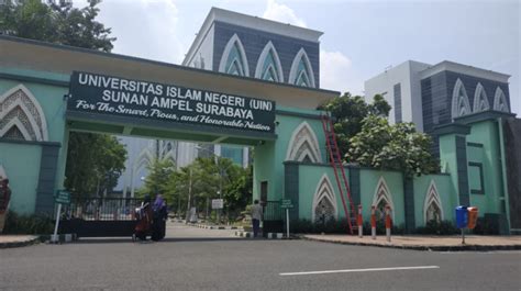 10 Universitas Di Surabaya Favorit Calon Mahasiswa