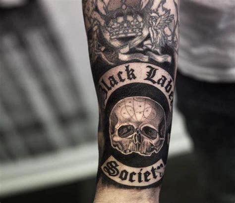 It's not the best choice for numbing before getting pierced or tattooed, but it's adequate for taking care of the skin afterward. Black Label Society tattoo by Niki Norberg | Post 14463 | Black label society, Heavy metal ...