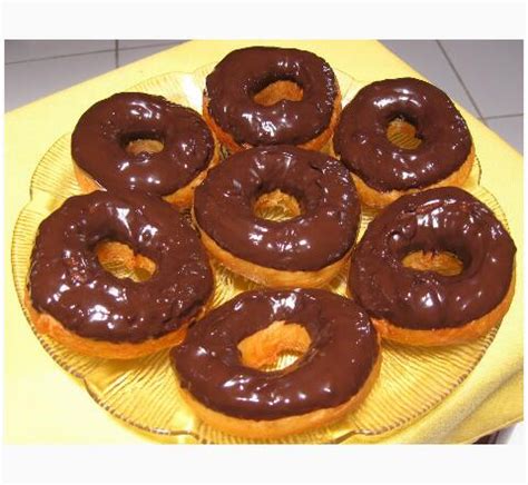 Sebelum membuat donat, yuk simak dulu cara membuat donat empuk dan mengembang di bawah ini! Dhewie's Personal Blog: Cara Membuat Donat
