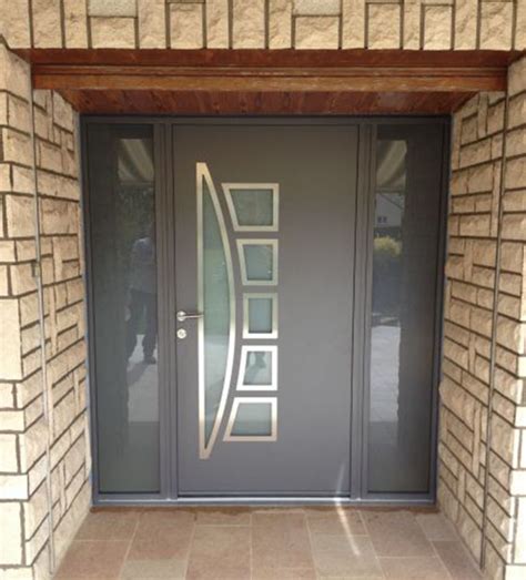 Comment sécuriser sa porte d'entrée ? Comment démonter une porte d'entrée en alu - Home décoration