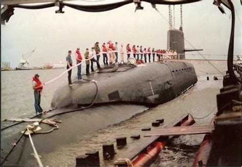 Ssbn 601 Robert E Lee Us Navy Submarines Submarines Boat