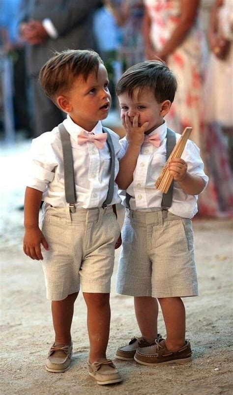 Trajes De Pajes Para Niños En Bodas Actividad Del Niño