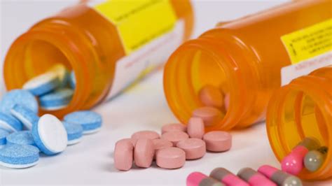 What You Should Know About Generic Drugs Mental Floss