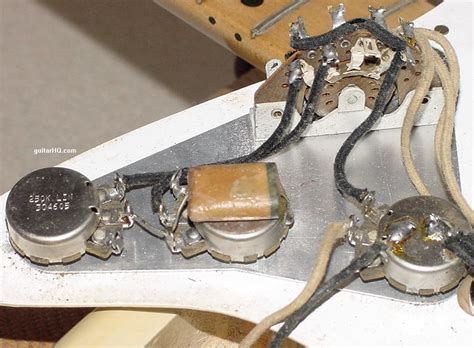 Obsidianwire vintage strat® wiring harness. 1957 Fender Stratocaster guitar 57 Fender Strat guitar collector info vintage pre-CBS