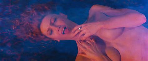 Naked Connie Nielsen In The Devil S Advocate