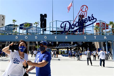 Dodger Stadium Opening Day The Best Images From The Dodgers Home Opener And Ring Ceremony Nbc