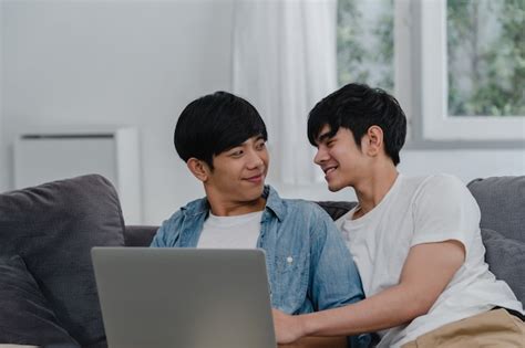 Asian Lesbians In Bed Blog Beyin