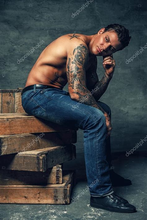 Naked Muscular Tattooed Guy Stock Photo By Fxquadro