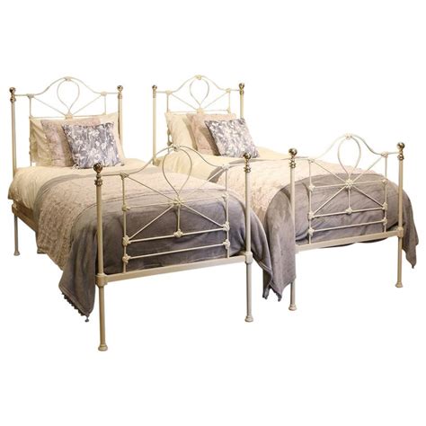 Vintage Iron Bed Frame Vintage Style Iron Beds The Cornish Bed