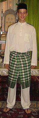See more of baju tradisional melayu on facebook. KAUM DI MALAYSIA: BAJU TRADISIONAL ORANG MELAYU