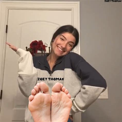 Charli Damelio Feet 16 By Zoeythomas On Deviantart