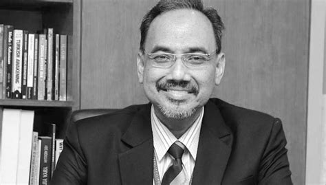 Jenazah ahli dewan undangan negeri seri setia, prof dr shaharuddin baharuddin selamat dikebumikan di tanah perkuburan. Adun Seri Setia meninggal dunia | Free Malaysia Today (FMT)