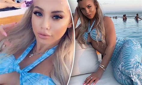 Tammy Hembrow Risks A Wardrobe Malfunction In A Racy Bikini Daily Mail Online