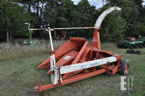 Pull Type Forage Harvesters Online Auctions 32 Listings