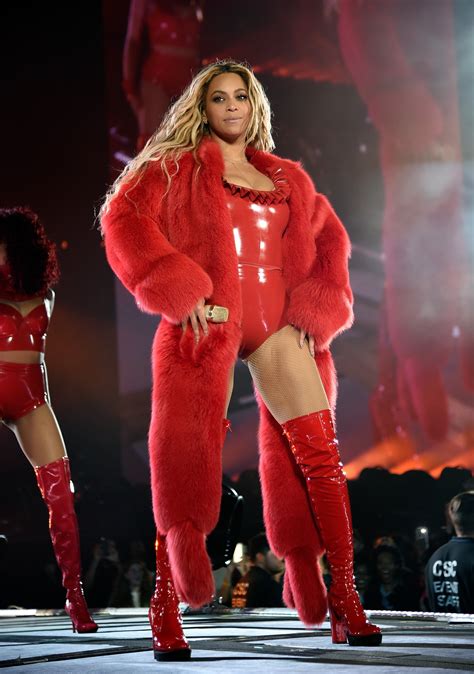 Behold Beyoncés Best Performance Outfits Of All Time Essence