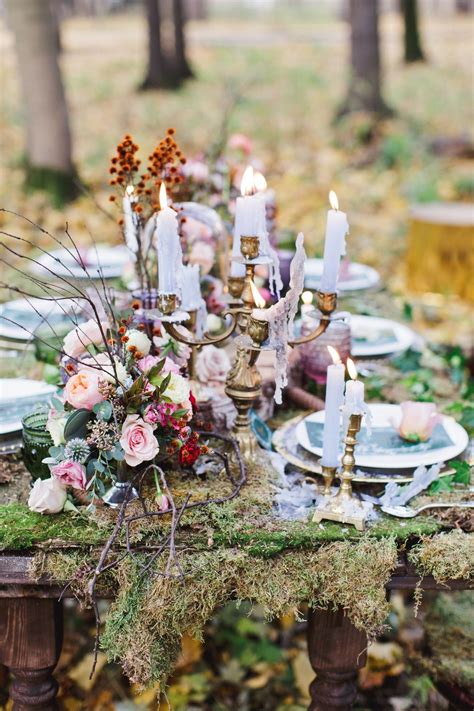 Trouvez des images de stock de nature forest themed wedding decorations en hd et des millions d'autres photos, illustrations et images vectorielles de stock libres de droits dans la collection shutterstock. Enchanted Forest Fairytale Wedding in Shades of Autumn ...