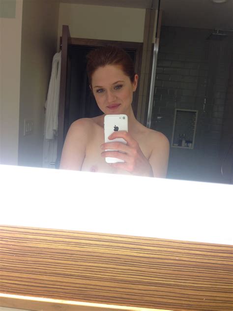 Bonnie Wright Nude Unpublished 26 Photos The Fappening