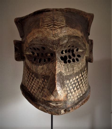 Bushoong Bongo Mask Democratic Republic Of The Congo African Masks African Art Alien
