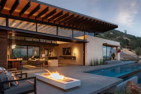 Breathtaking Modern Home Nestled In Rolling Hills Of Napa Wine Country