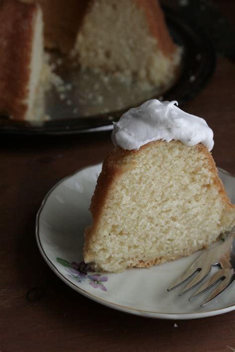 This buttermilk pound cake is our best hostess gift. Indigo Scones: Buttermilk Pound Cake