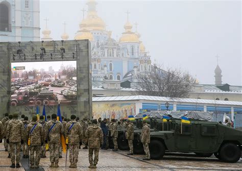 Ukraine Marks Army Day With Us Hardware And Vow To Fight Off Russia