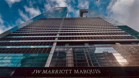 Jw Marriott Marquis Miami Coolest Luxury Hotels Youtube