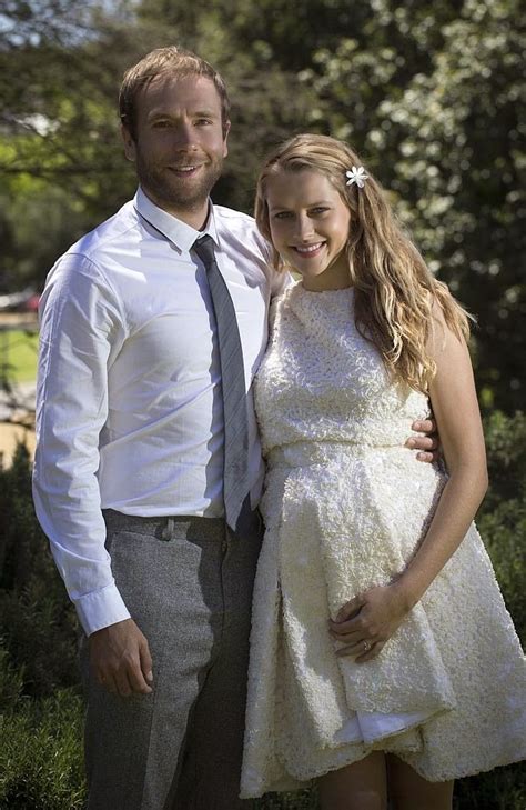 ↑ teresa palmer marries mark webber in mexico wedding before baby arrives. Red Carpet wedding: Teresa Palmer and Mark Webster - Red ...