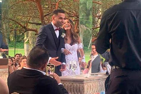 Isadora pompeo e thiago maia se conheceram em 2016, chegaram a namorar, mas o relacionamento terminou. Confira as fotos do casamento de Isadora Pompeo e Thiago Maia