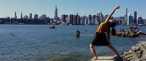 Siempre se recordará 2020 como el año de la gran crisis. Día Internacional del Yoga, 21 de junio