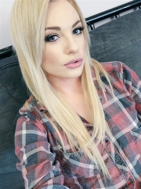 Tw Pornstars Dahlia Sky Twitter Hair And Makeup On Point Today For