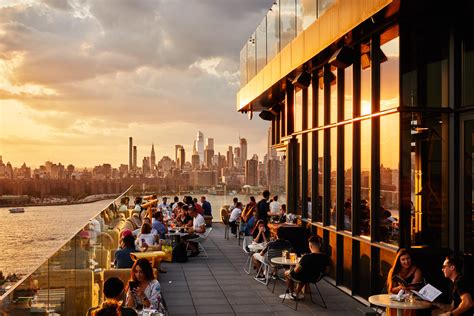 Best Waterfront Restaurants Nyc For Stunning City Views