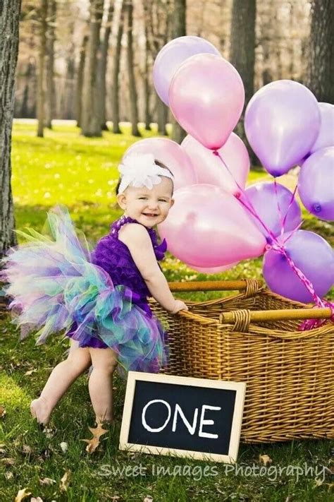 Fantastic Idea For A One Year Old Photo Session Love This Idea