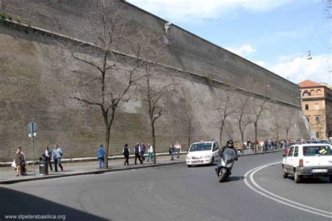Photos Popes Border Wall Around Vatican The American Mirrorthe