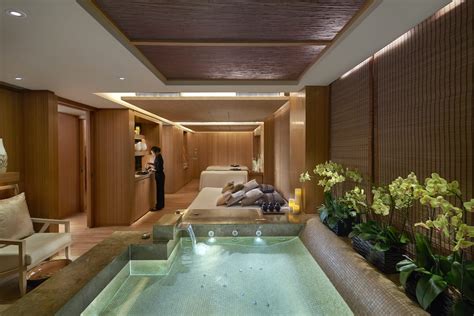 Luxury Wellness And Spa Hong Kong The Landmark Mandarin Oriental