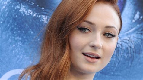Watch Sophie Turner Realize The ‘game Of Thrones Ending Was Hidden In