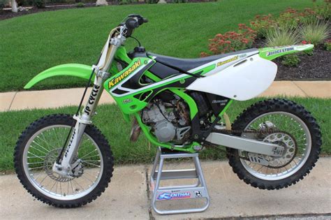 Kawasaki dirt bikes are some of the best on the market: Kawasaki 125 Dirt Bike - Motorcyle Sport