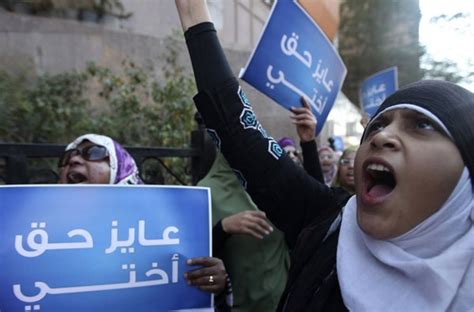 Egypt S Court Ends Virginity Tests On Army Prisoners Cn