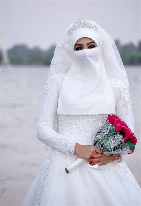 Niqabi Bride