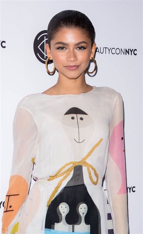 ZENDAYA COLEMAN at Beauty Con in New York 04/22/2018 – HawtCelebs