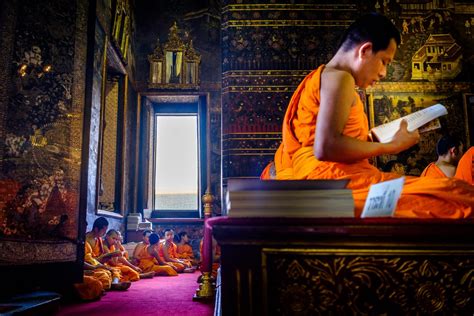 The Posture Of Prayer A Look At How Buddhists Pray International