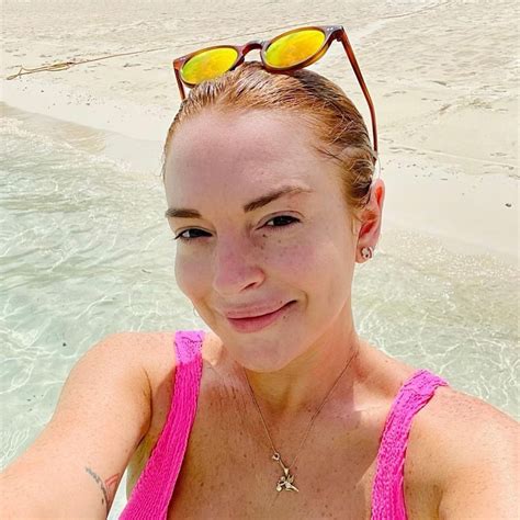 Lindsay Lohan On Beach Hot Celebs Home