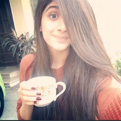 Tea Dps For Facebook Selfie Poses Beautiful Girl Photo