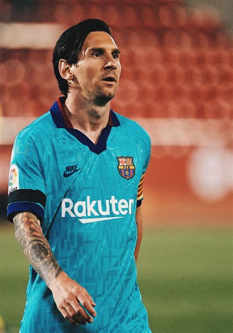 Fc Barcelona Messi Vs Leonel Messi Eusebio Sports Marketing Uefa