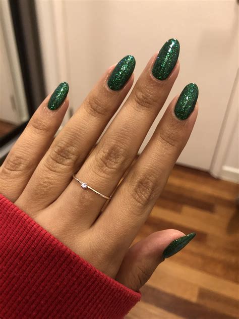 Green Glitter Nails 🧪 Rnails