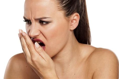 what are causes of bad breath and how to treat bad breath